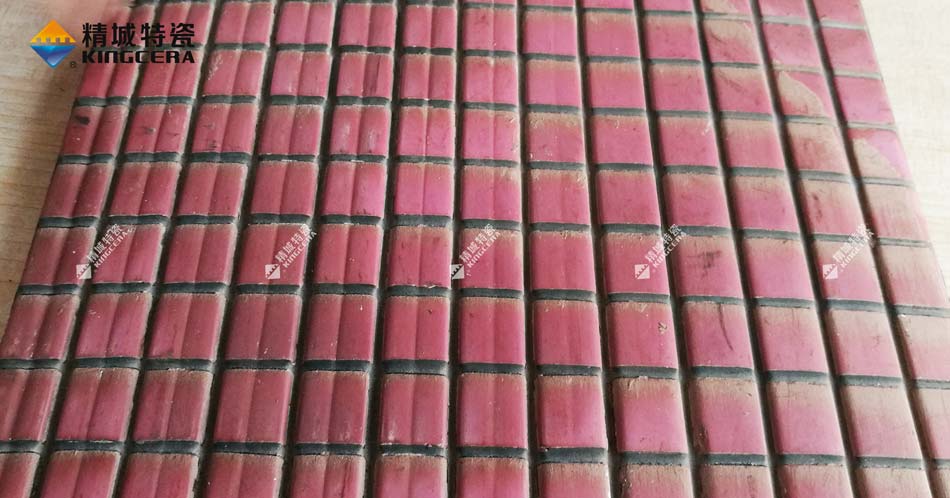 PP电子耐磨陶瓷衬板在圆筒混淆机中的应用及效果