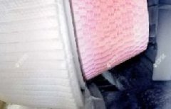 PP电子耐磨陶瓷复合衬板在生料立磨磨辊轴；ふ稚系睦殖捎τ